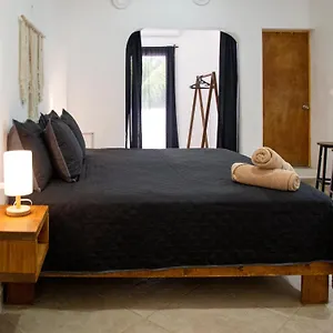 Sonido Del Mar Boutique & Yoga Loft Tulum